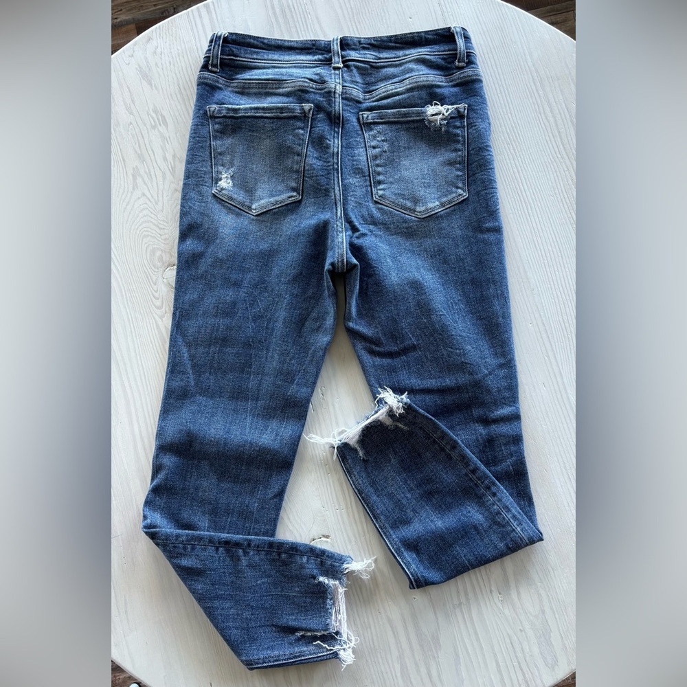 Flying Monkey Distressed Skinny Jean Size 29 - Picture 2 of 4